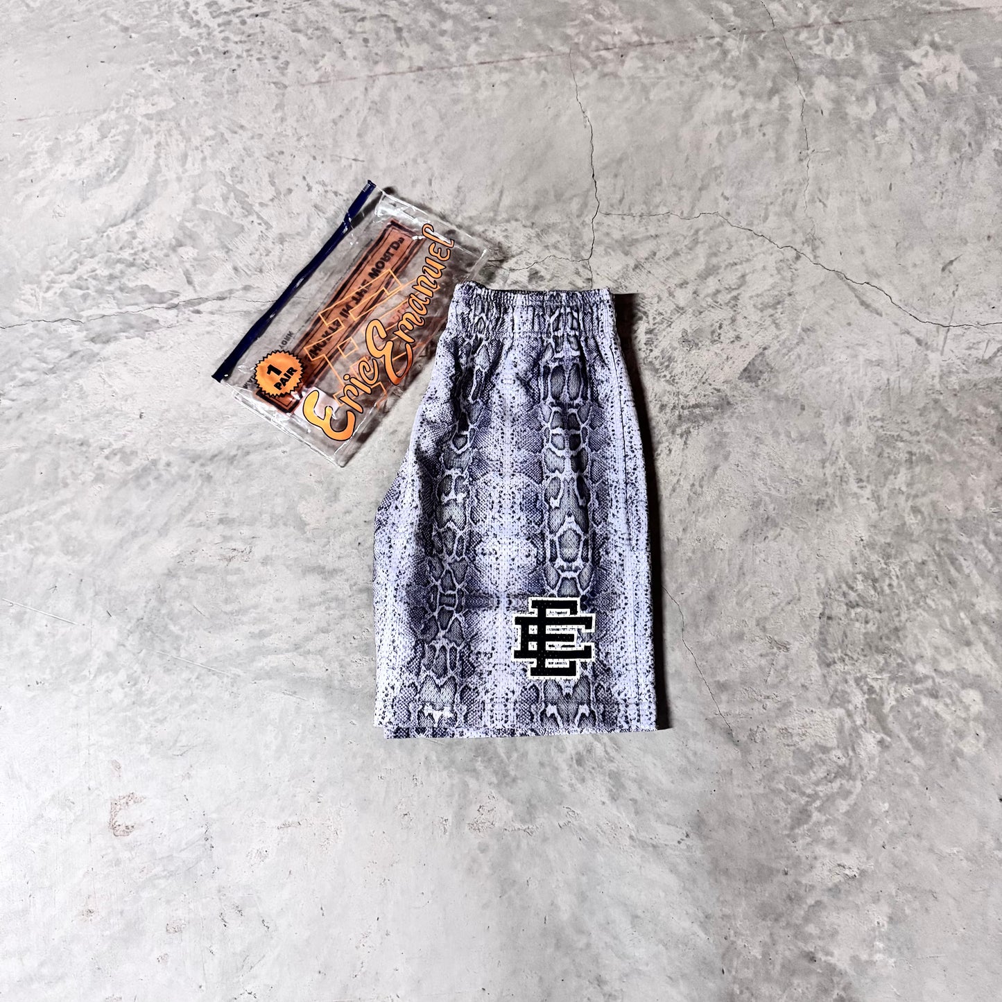 Eric Emanuel EE Basic Short (snake)