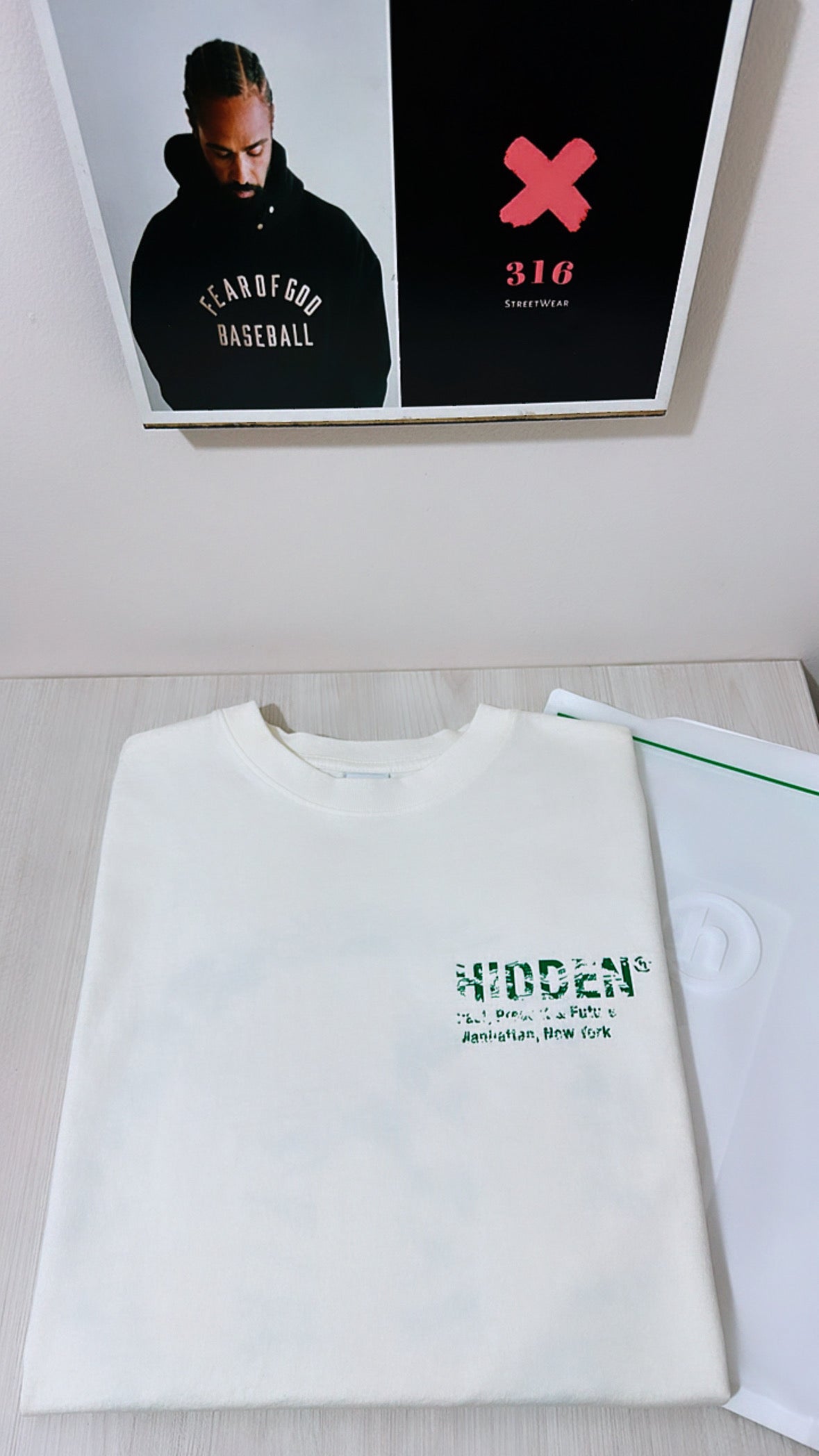 HIDDEN NY                                         Camp Lake Tee