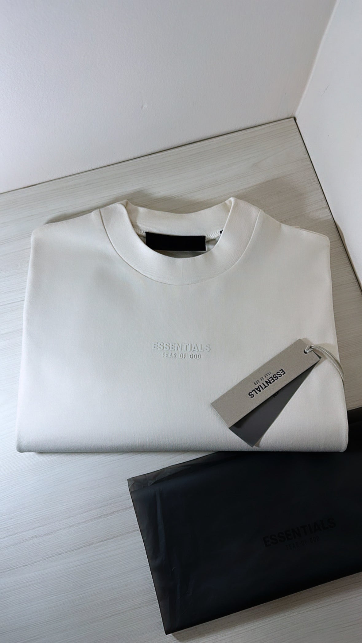 ESSENTIALS t-shirt (mega oversize ) fall 2023 collection