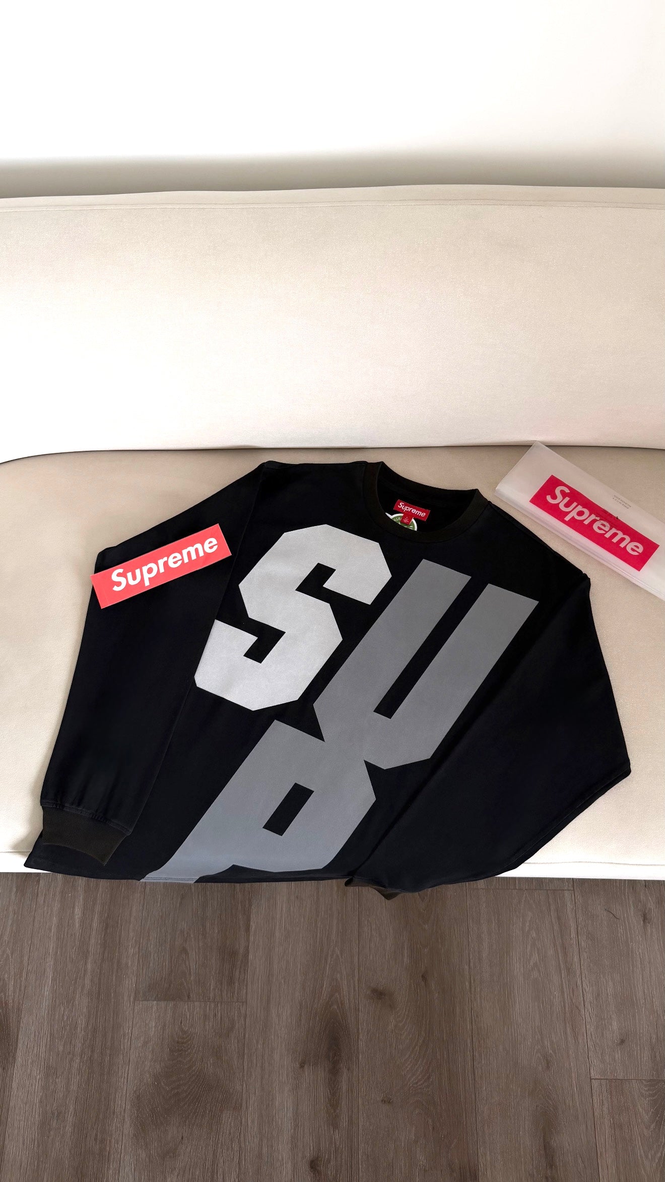 Supreme reflective L/S